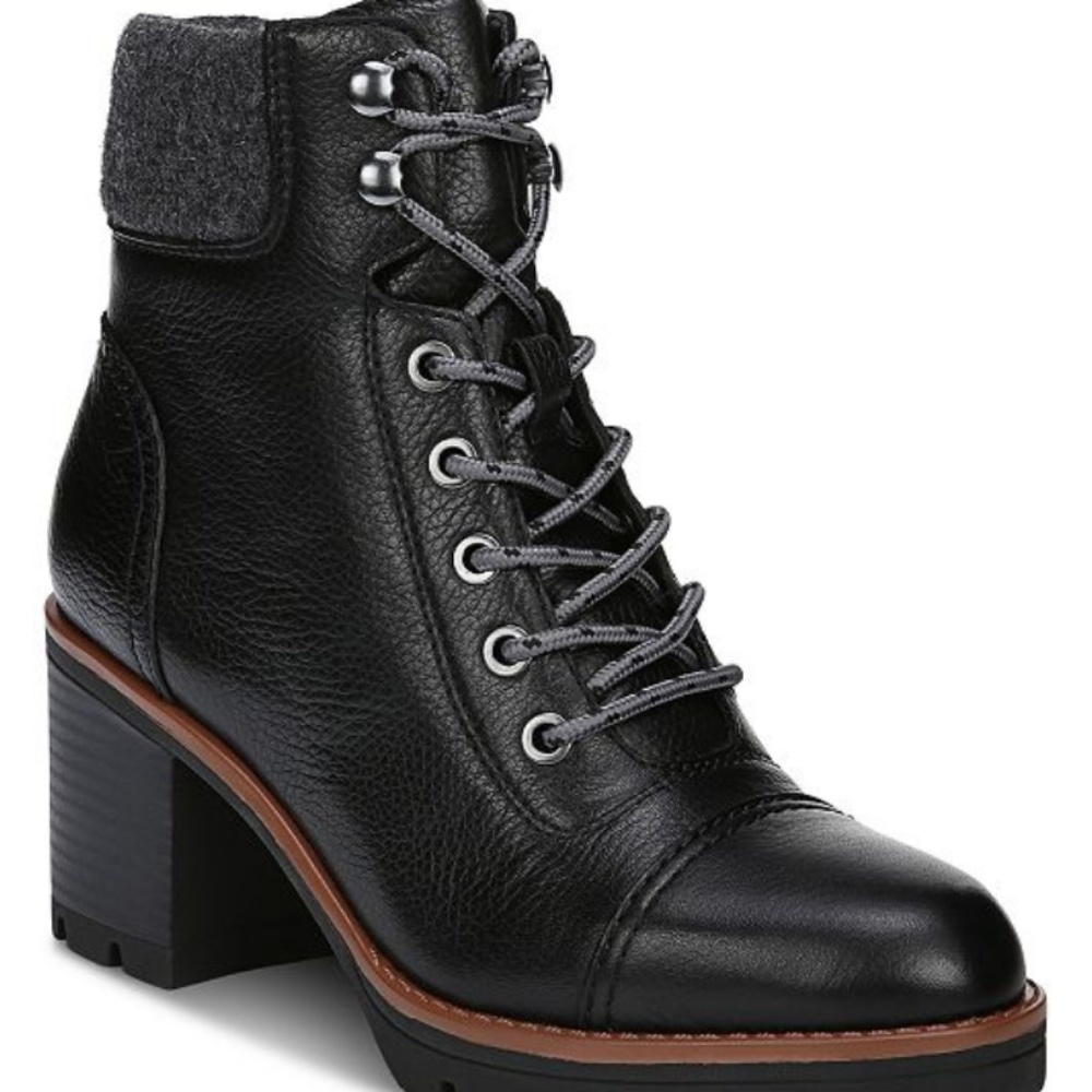 Naturalizer

Varuna Waterproof Booties